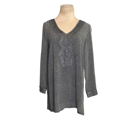 Luna Moon Gray Distress Metallic Embroidered 3/4 Sleeve Blouse size Small - Picture 11 of 13